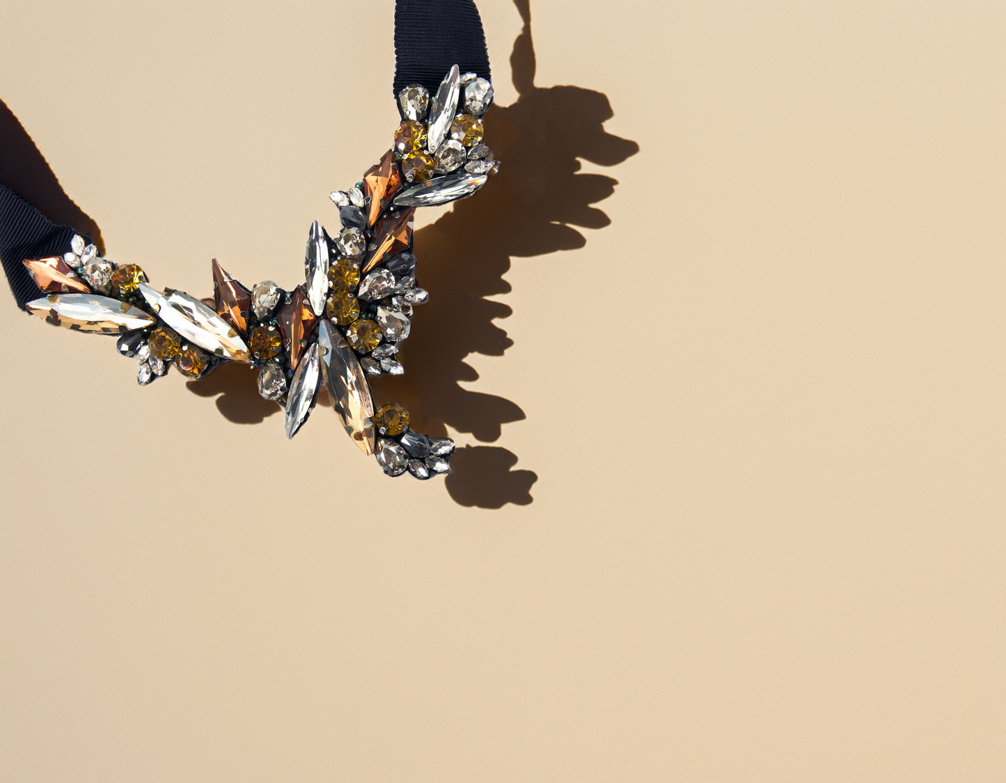 Aurora Gleam Necklace