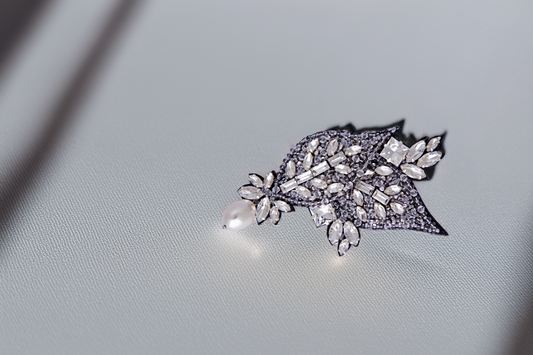 Silver Leaf Brooch